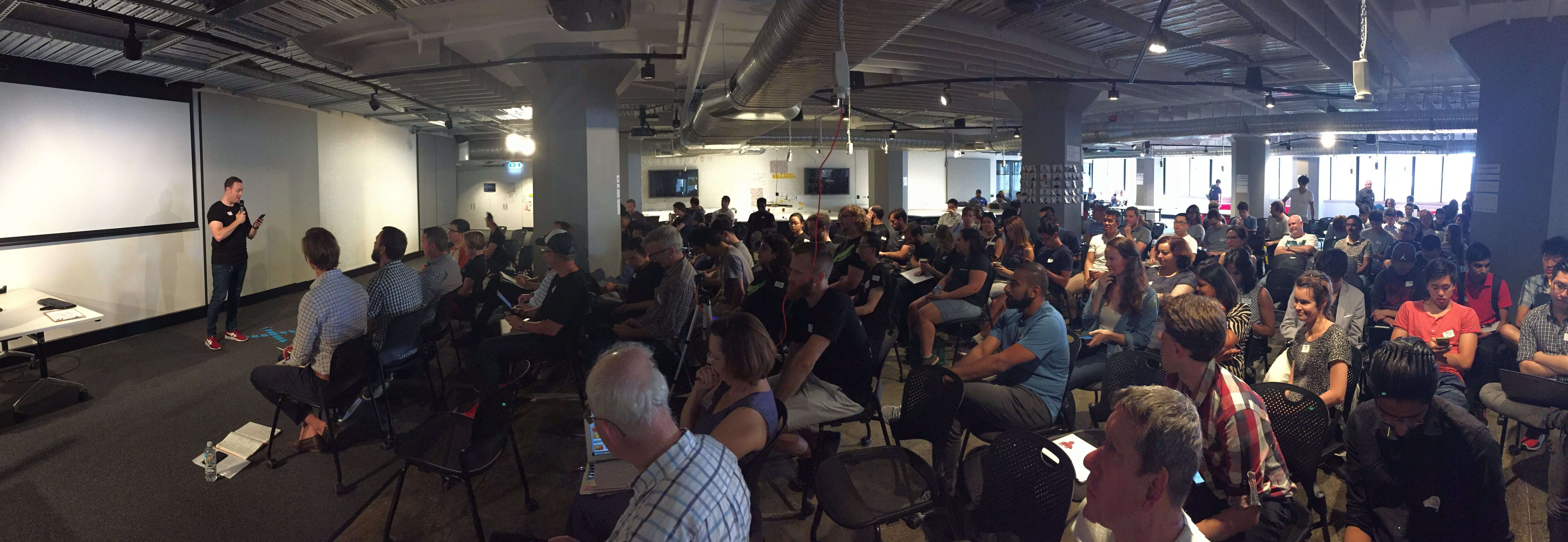 Panorama image of the CongestionHack pitching session